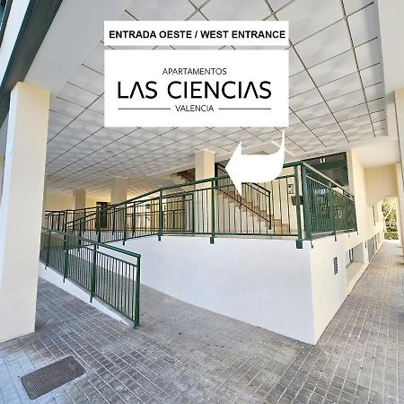 Apartamentos Las Ciencias V Valencia Luaran gambar